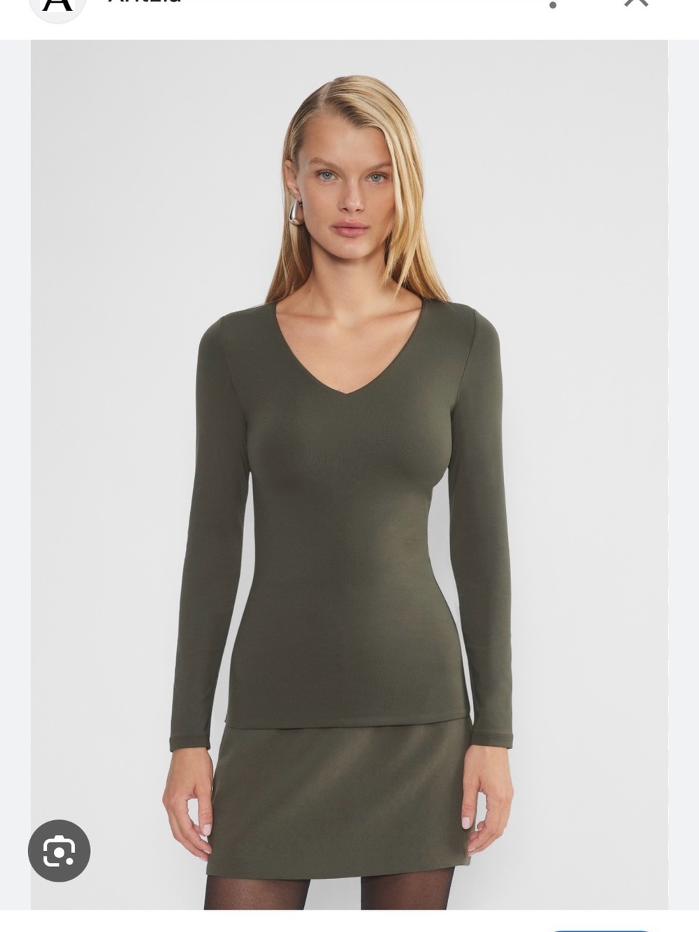 Aritzia Contour Top